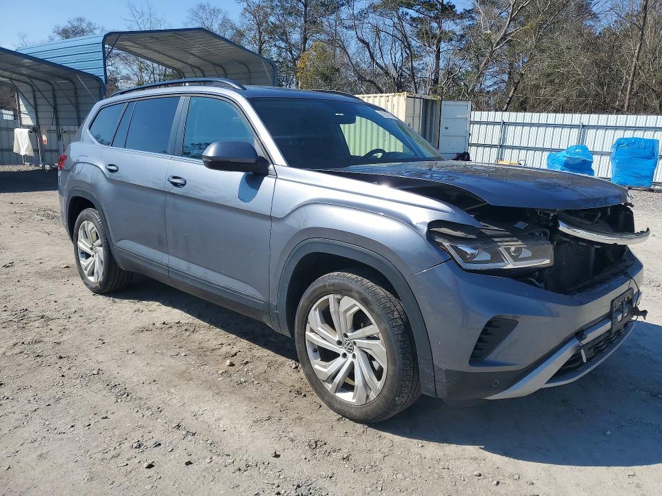Photo 4 from auction – 2021 VOLKSWAGEN ATLAS with VIN 1V2KR2CA5MC577110