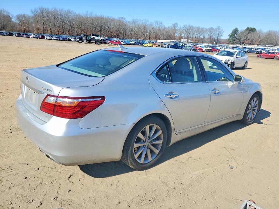 Photo 3 from auction – 2012 LEXUS LS 460 with VIN JTHCL5EF6C5013260