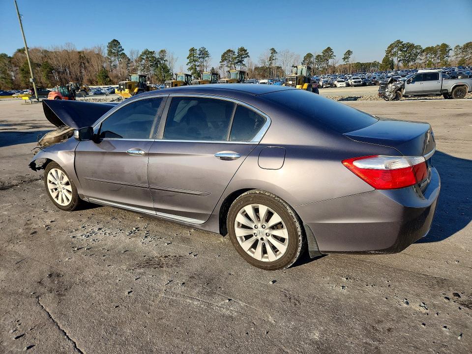 Photo 2 from auction – 2015 HONDA ACCORD EX with VIN 1HGCR2F75FA083769