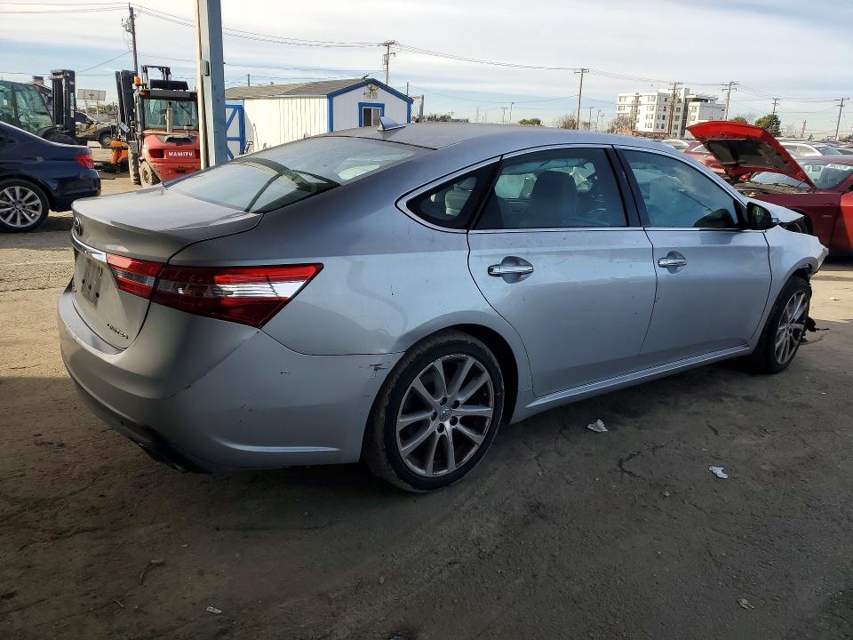 Photo 3 from auction – 2013 TOYOTA AVALON with VIN 4T1BK1EB2DU017394