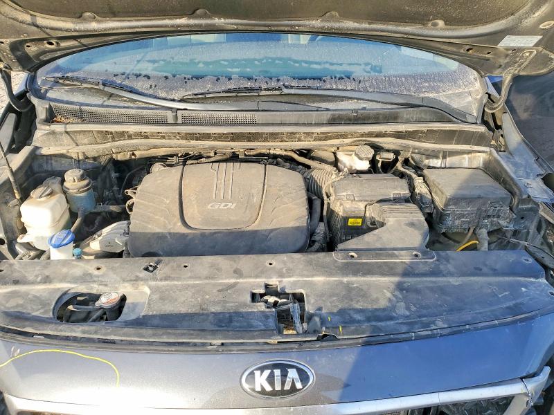 Photo 12 from auction – 2017 KIA SEDONA with VIN KNDMB5C14H6284352