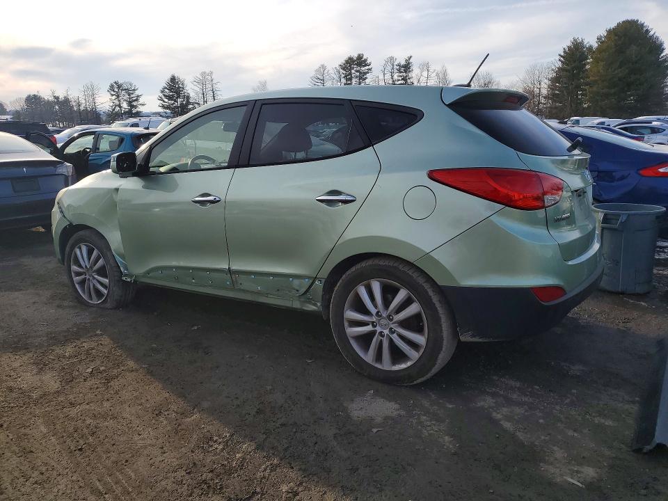 Photo 2 from auction – 2010 HYUNDAI TUCSON GLS with VIN KM8JUCAC1AU032187