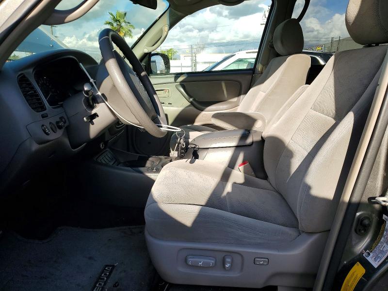 Photo 7 from auction – 2005 TOYOTA SEQUOIA with VIN 5TDZT34A25S256955