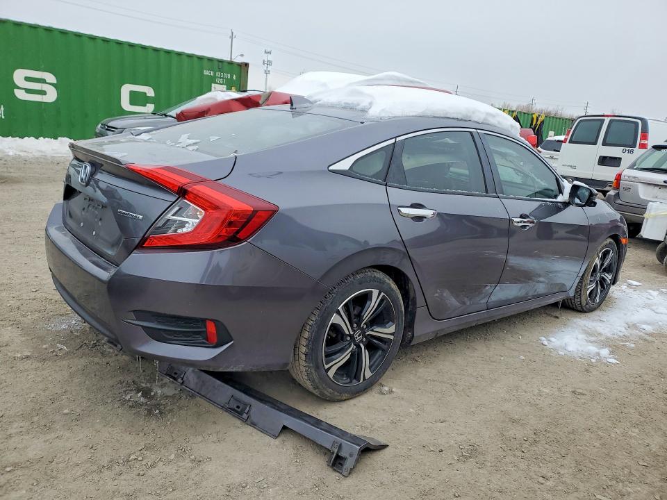 Photo 3 from auction – 2016 HONDA CIVIC with VIN 19XFC1F93GE041561