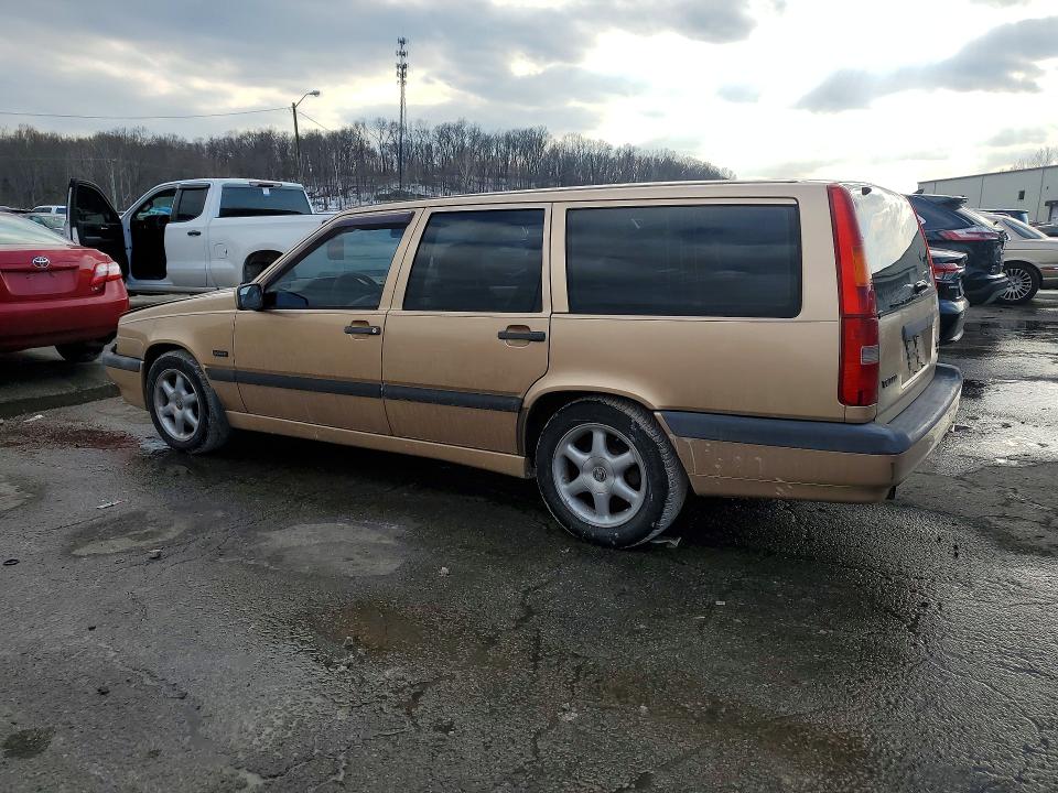 Photo 2 from auction – 1996 VOLVO 850 BASE with VIN YV1LW554XT2172107