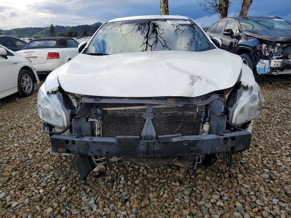 Photo 5 from auction – 2013 NISSAN MAXIMA S with VIN 1N4AA5AP3DC819945