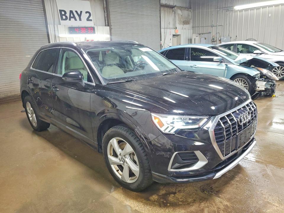 Photo 4 from auction – 2020 AUDI Q3 PREMIUM with VIN WA1BECF36L1001739