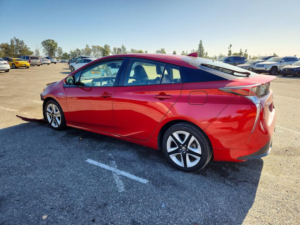 Photo 2 from auction – 2016 TOYOTA PRIUS with VIN JTDKARFU1G3524805