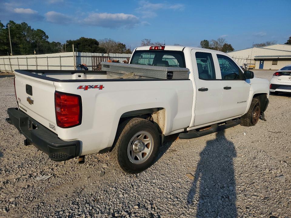Photo 3 from auction – 2016 CHEVROLET SILVERADO with VIN 1GCVKNEC1GZ263247