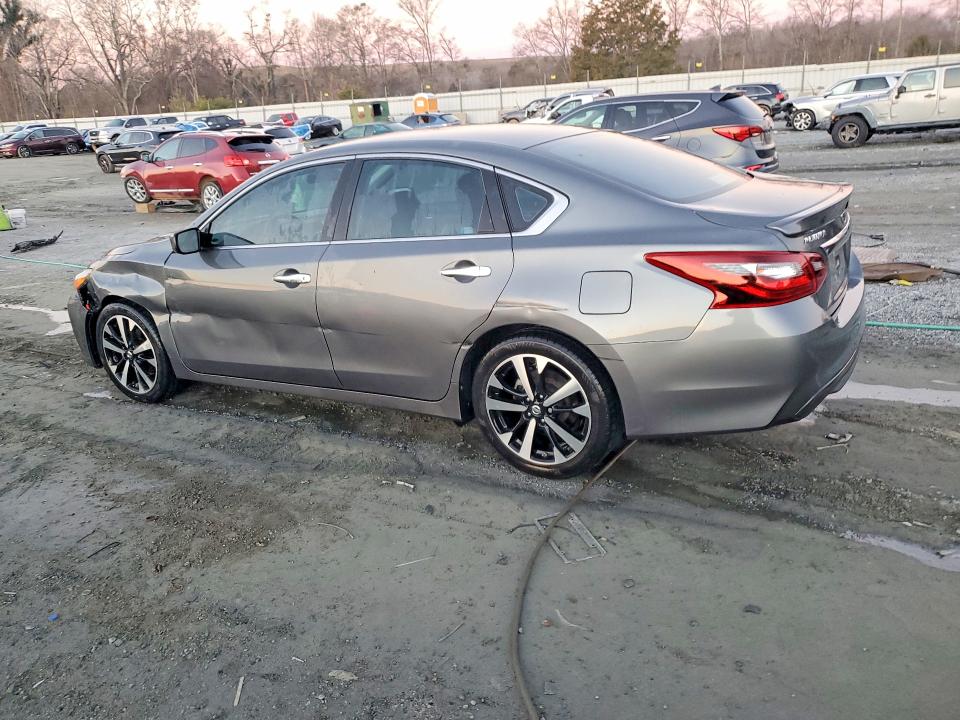 Photo 2 from auction – 2018 NISSAN ALTIMA with VIN 1N4AL3AP8JC120398