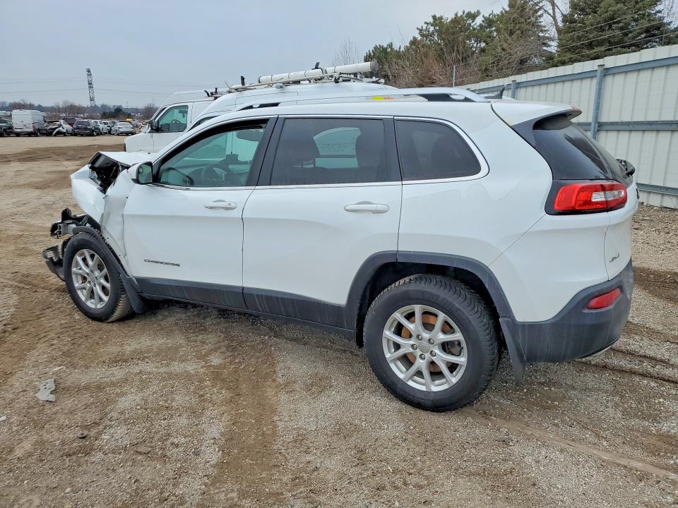 Photo 2 from auction – 2015 JEEP CHEROKEE with VIN 1C4PJMCS2FW665410