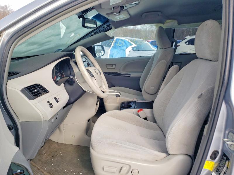 Photo 7 from auction – 2011 TOYOTA SIENNA LE with VIN 5TDKK3DC9BS163674