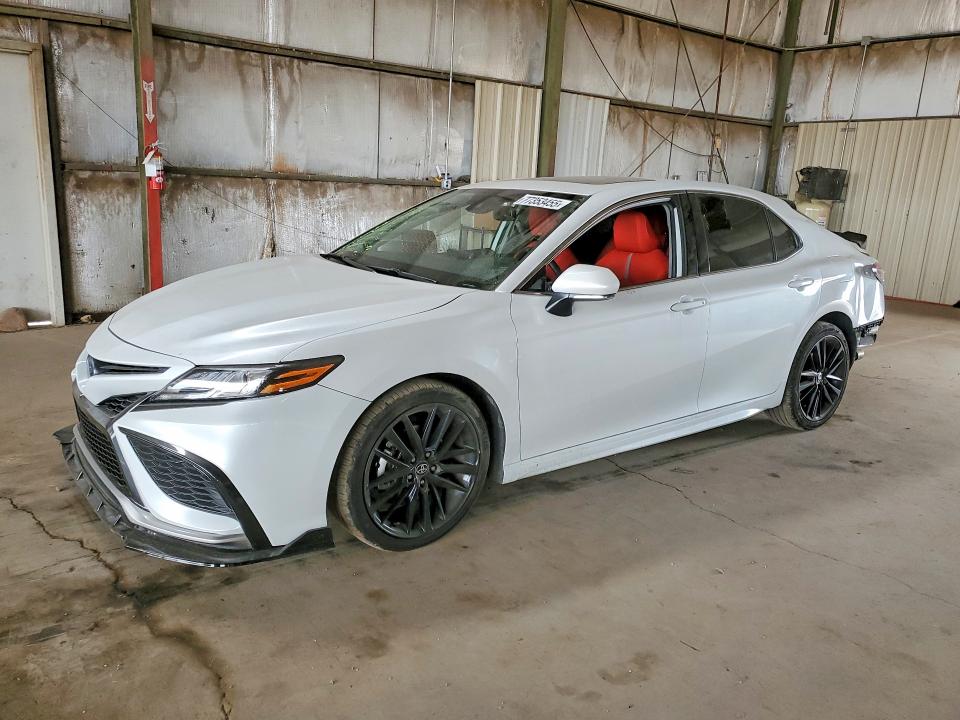 TOYOTA CAMRY 2024 with VIN 4T1K31AK6RU628538 - Photo from auction