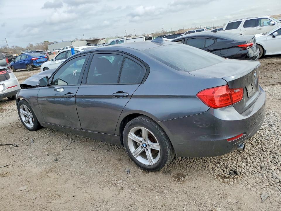 Photo 2 from auction – 2015 BMW 320 with VIN WBA3B1C51FK137236
