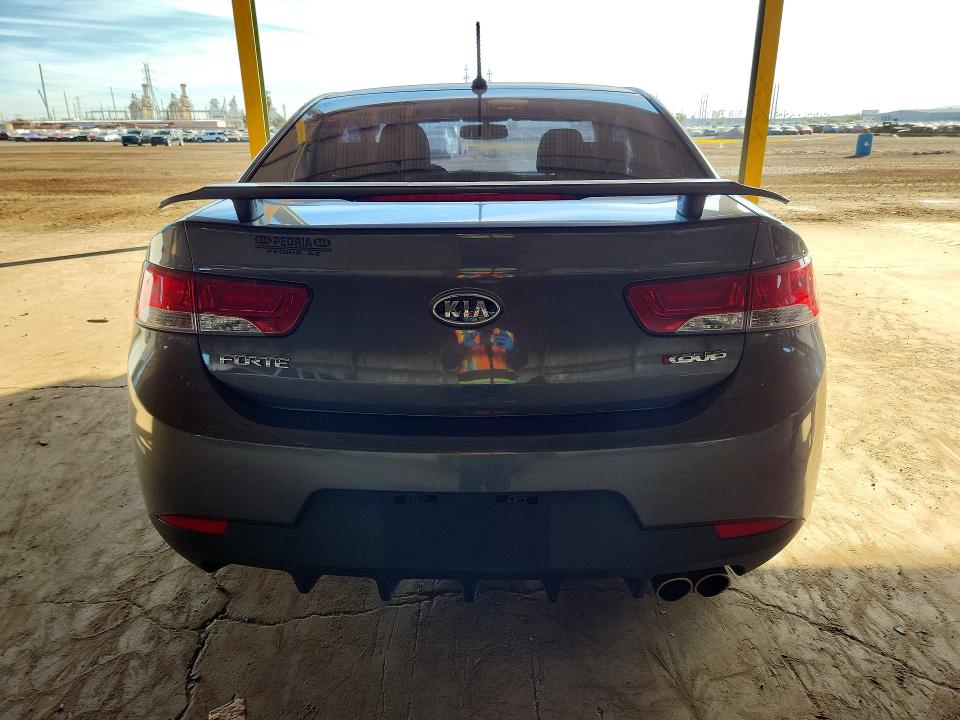 Photo 6 from auction – 2013 KIA FORTE SX with VIN KNAFW6A39D5690891