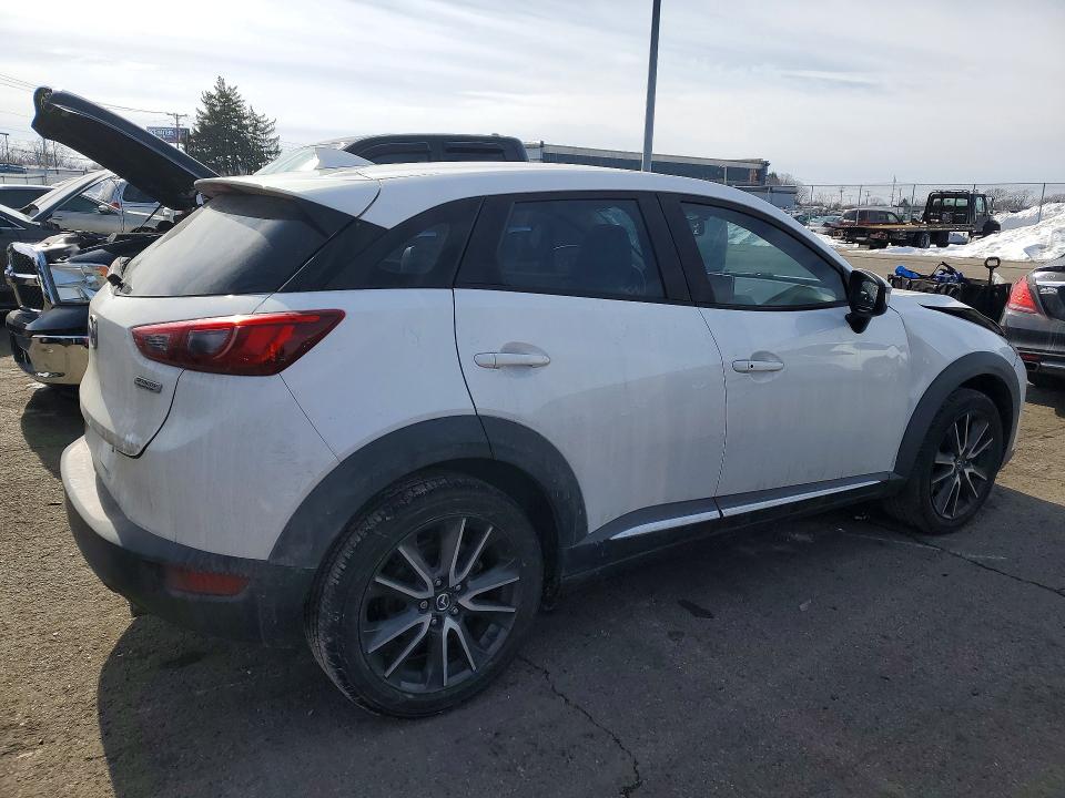Photo 3 from auction – 2016 MAZDA CX-3 GRAND with VIN JM1DKFD7XG0133820