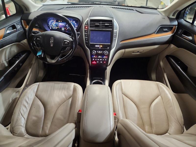 Photo 8 from auction – 2019 LINCOLN MKC SELECT with VIN 5LMCJ2C92KUL18013