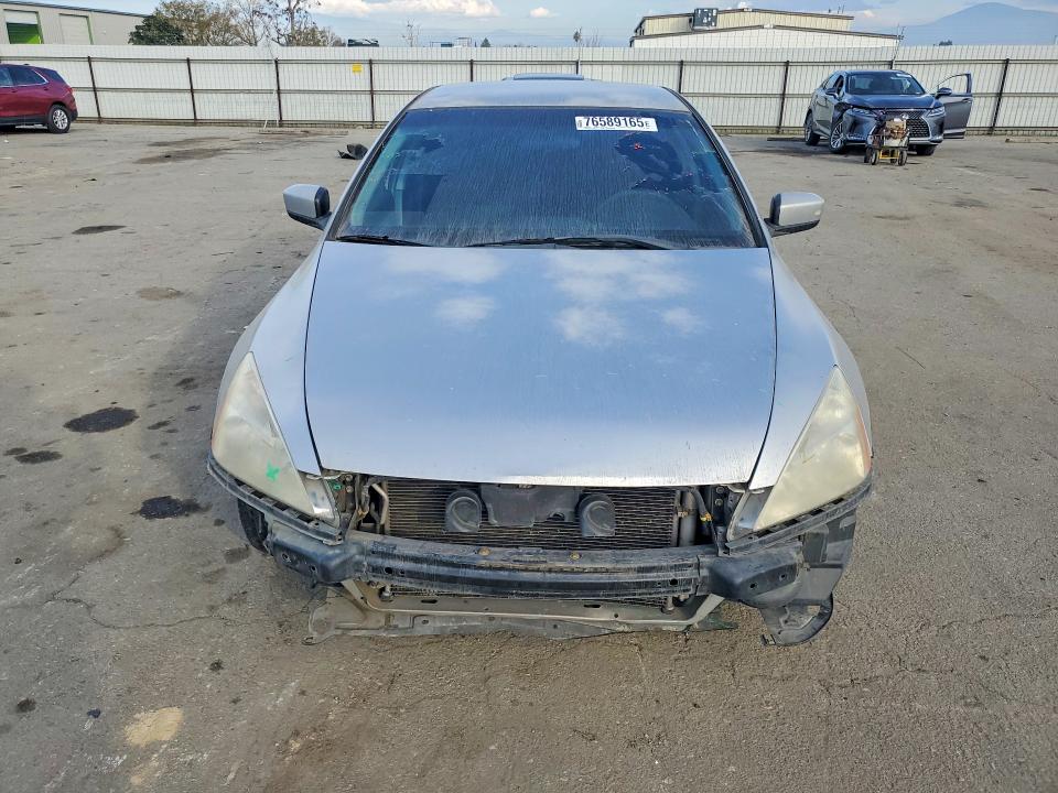 Photo 5 from auction – 2004 HONDA ACCORD LX with VIN JHMCM55374C027054