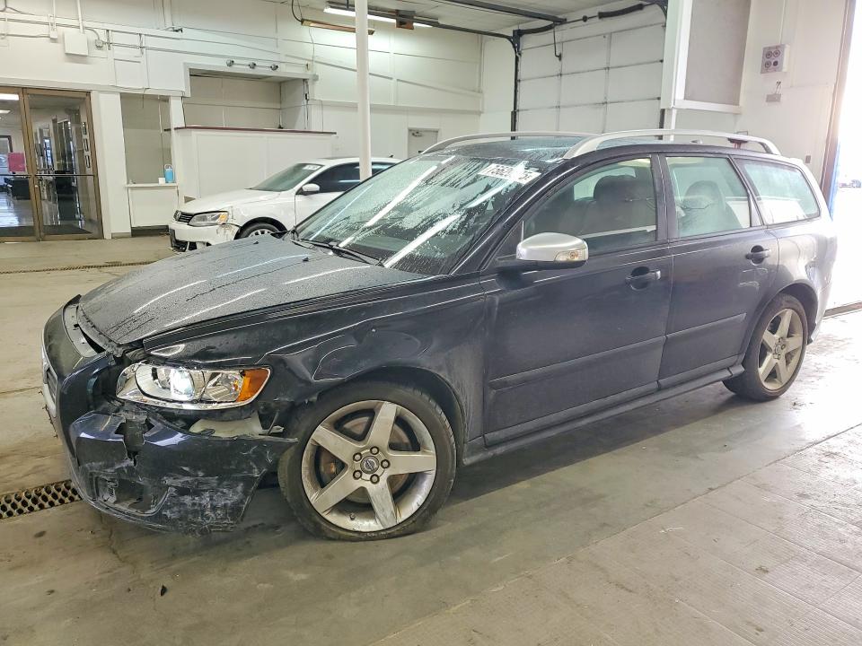 Photo 1 from auction – 2010 VOLVO V50 T5 with VIN YV1672MJ9A2527748