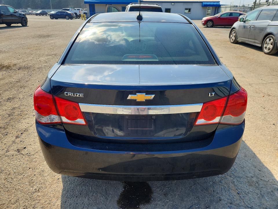 Photo 6 from auction – 2015 CHEVROLET CRUZE with VIN 1G1PC5SB3F7155328