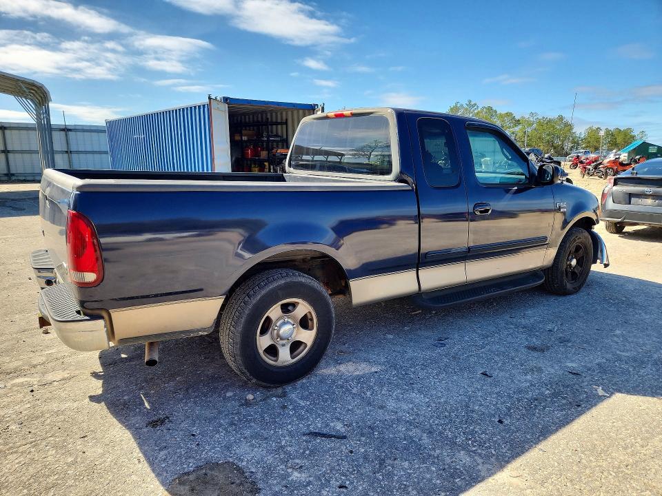 Photo 3 from auction – 2002 FORD F150 with VIN 1FTRX17L82KA60396