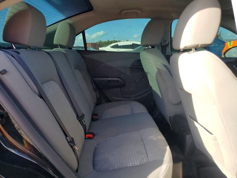 صورة رقم 10 من المزاد - 2017 CHEVROLET SONIC مع VIN 1G1JB5SH8H4153396