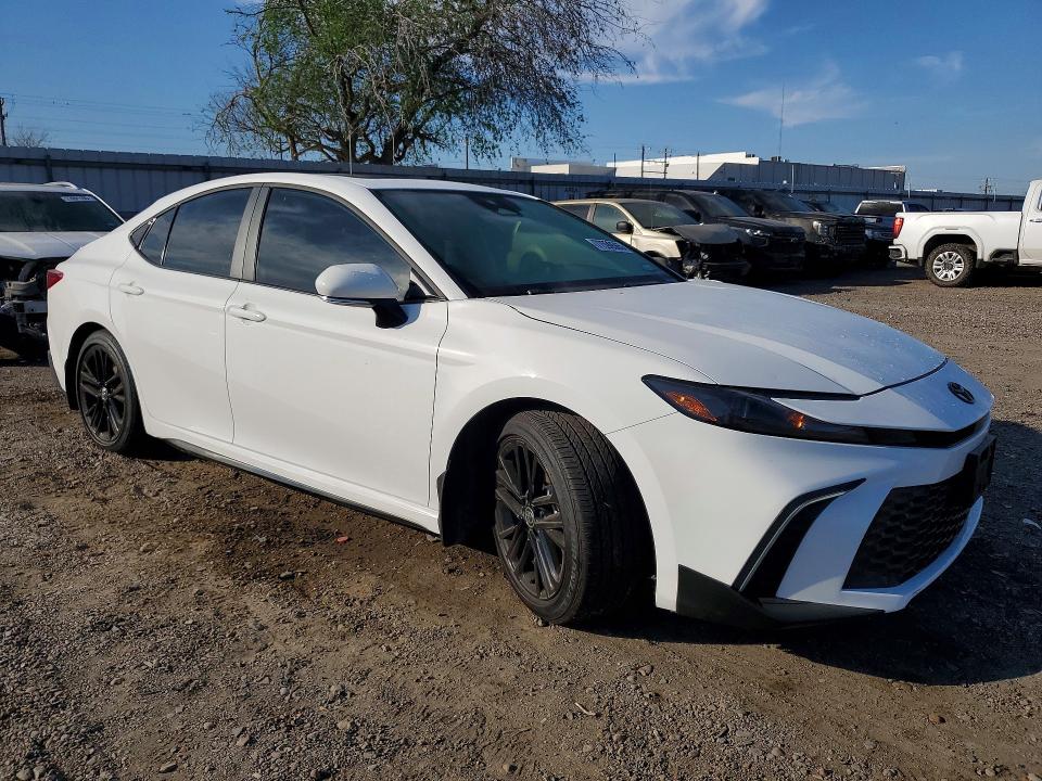 Photo 4 from auction – 2026 TOYOTA CAMRY with VIN 4T1DAACK6TU212086