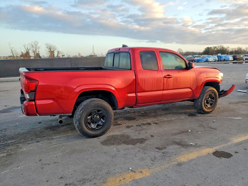 Photo 3 from auction – 2021 TOYOTA TACOMA with VIN 3TYRX5GN2MT009677