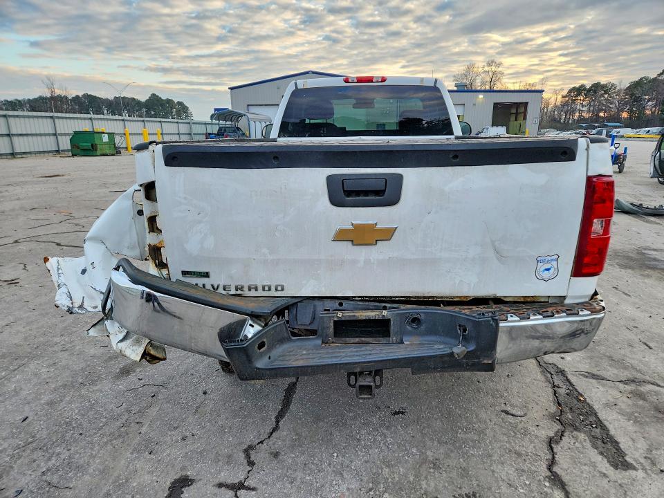 Photo 6 from auction – 2011 CHEVROLET SILVERADO with VIN 1GCNCPEAXBF189540