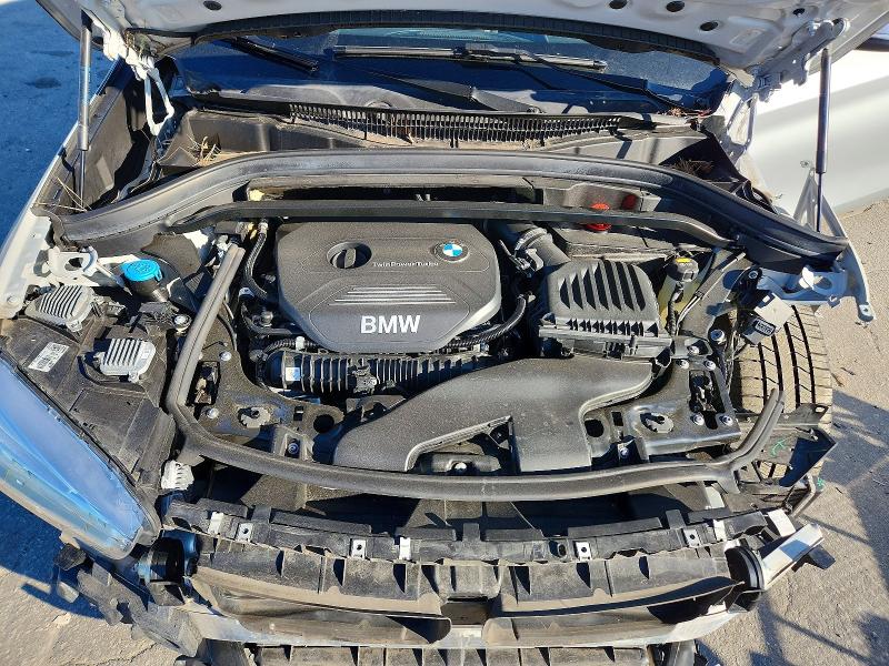 Photo 11 from auction – 2018 BMW X1 XDRIVE2 with VIN WBXHT3C37J5K21216