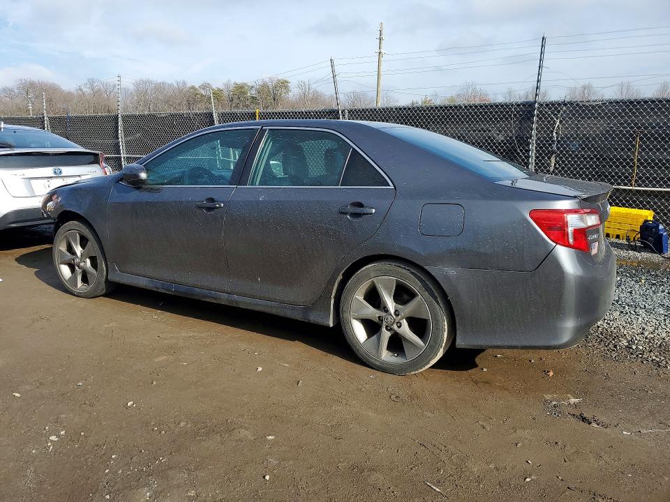 Photo 2 from auction – 2014 TOYOTA CAMRY with VIN 4T1BF1FK2EU740179