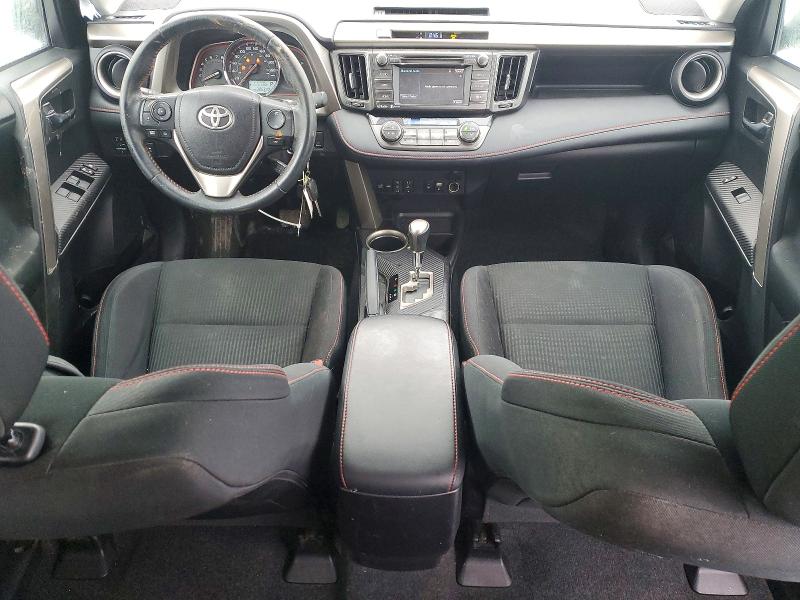 Photo 8 from auction – 2015 TOYOTA RAV4 XLE with VIN 2T3RFREV2FW272973