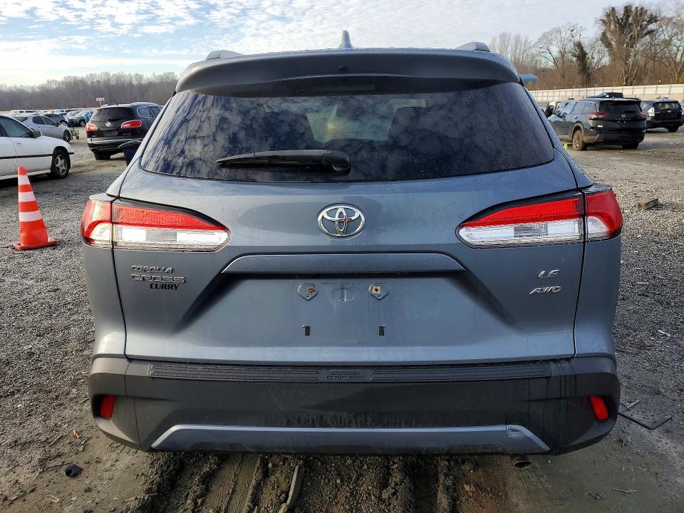 Photo 6 from auction – 2022 TOYOTA COROLLA CROSS with VIN 7MUCAABG6NV004672