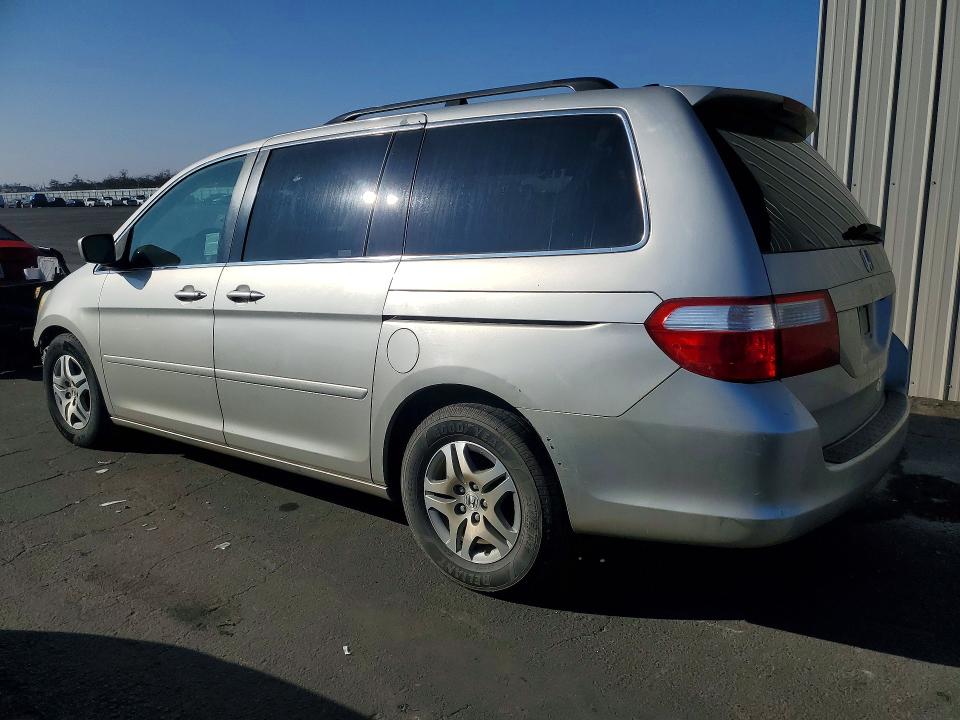 Photo 2 from auction – 2005 HONDA ODYSSEY EX with VIN 5FNRL38745B061362