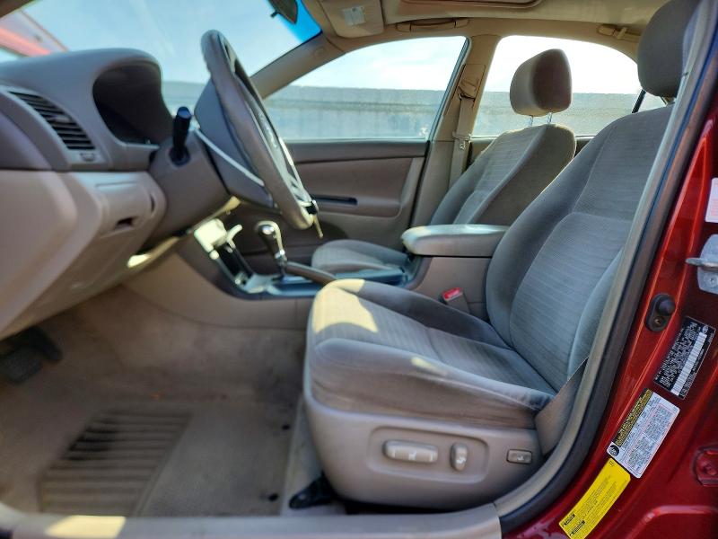 Photo 7 from auction – 2005 TOYOTA CAMRY LE with VIN 4T1BE30KX5U383518