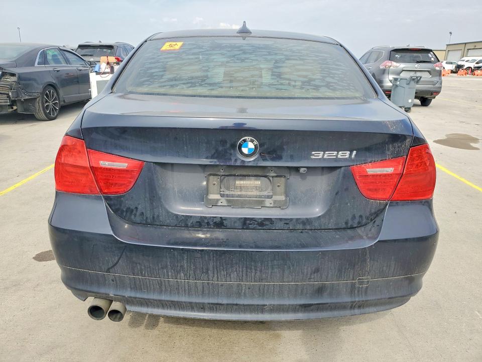 Photo 6 from auction – 2009 BMW 328 with VIN WBAPH73559A174240