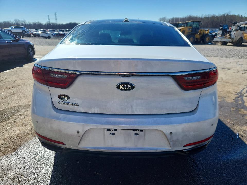 Photo 6 from auction – 2017 KIA CADENZA with VIN KNALC4J10H5060732