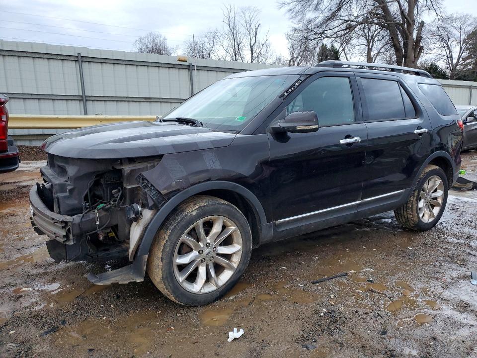 FORD EXPLORER L 2013 with VIN 1FM5K8F82DGA61449 - Photo from auction