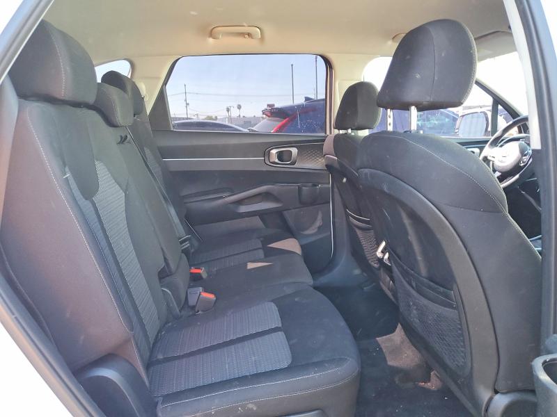 Photo 11 from auction – 2021 KIA SORENTO with VIN 5XYRG4LC6MG040373