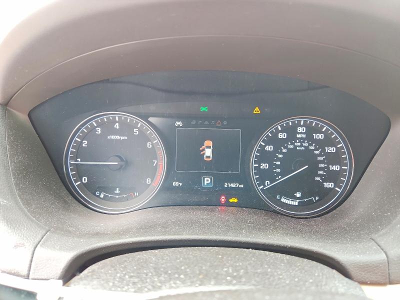 Photo 9 from auction – 2015 HYUNDAI GENESIS with VIN KMHGN4JE3FU075807