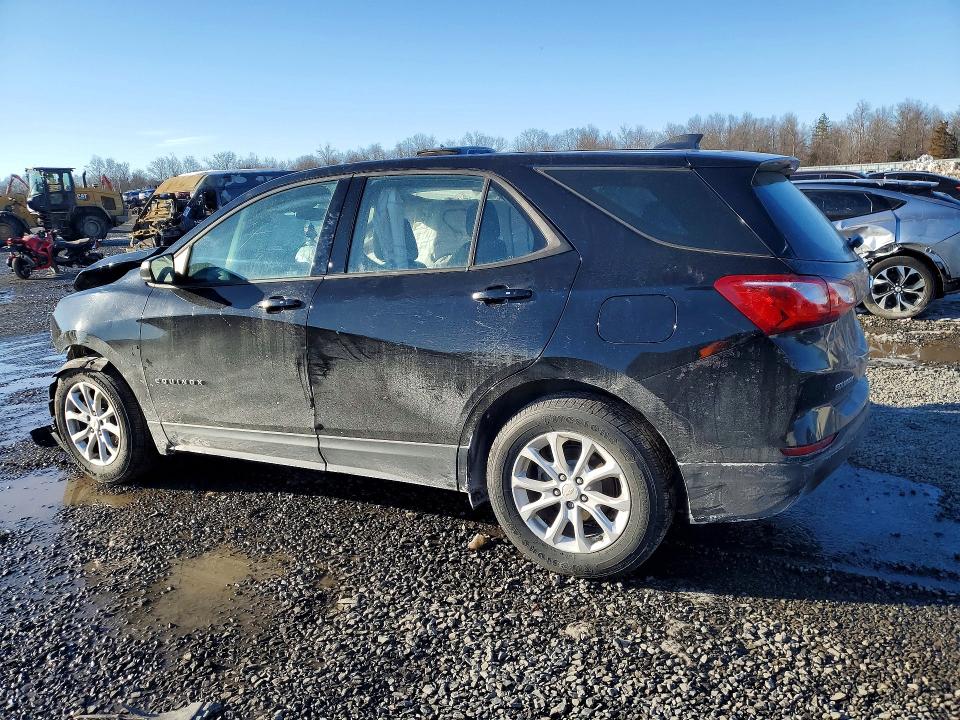 Photo 2 from auction – 2019 CHEVROLET EQUINOX with VIN 2GNAXHEV3K6114112