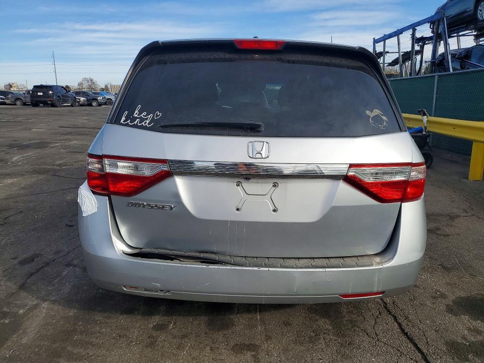 Photo 6 from auction – 2011 HONDA ODYSSEY EX with VIN 5FNRL5H61BB041052
