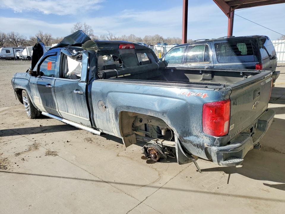 Photo 2 from auction – 2017 CHEVROLET SILVERADO with VIN 3GCUKTEC5HG184360
