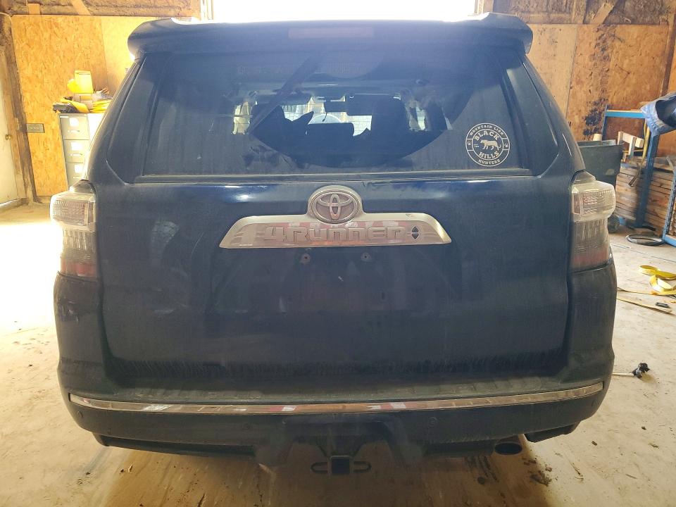 Photo 6 from auction – 2019 TOYOTA 4RUNNER with VIN JTEBU5JR7K5650405