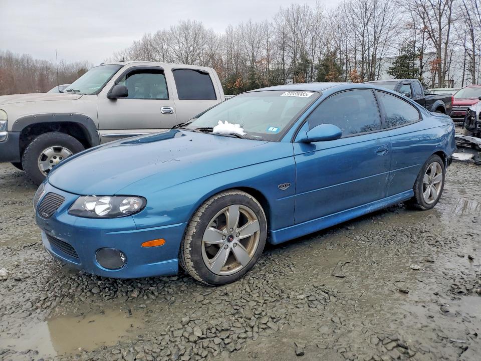 2004 PONTIAC GTO