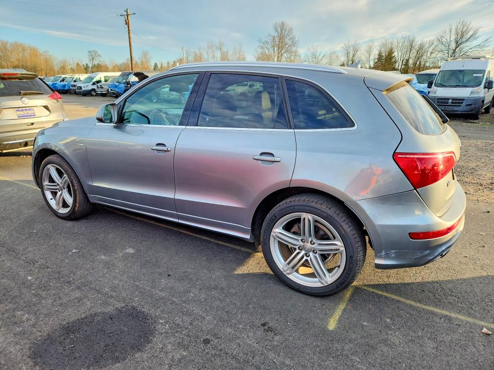 Photo 2 from auction – 2010 AUDI Q5 PREMIUM with VIN WA1MKAFP8AA085777