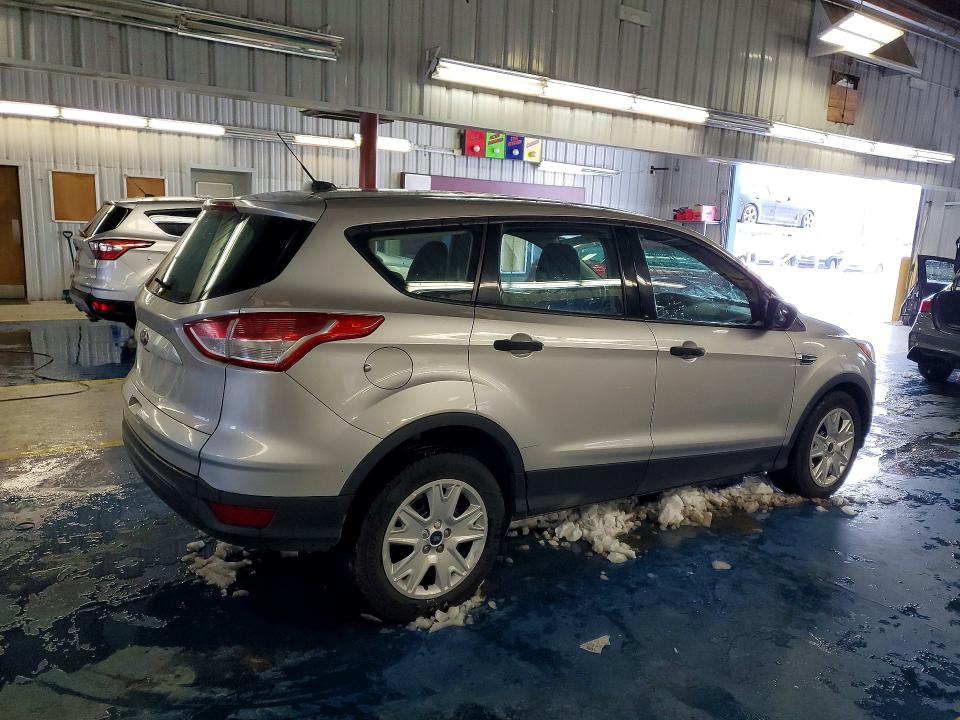 Photo 3 from auction – 2015 FORD ESCAPE with VIN 1FMCU0F78FUA40782