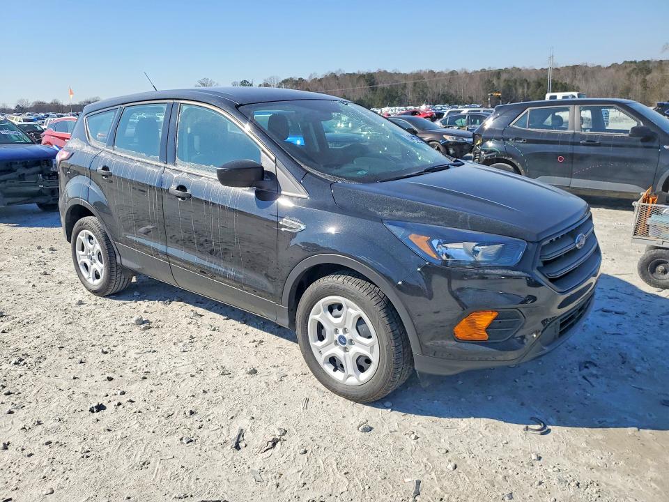 Photo 4 from auction – 2018 FORD ESCAPE S with VIN 1FMCU0F77JUD13753