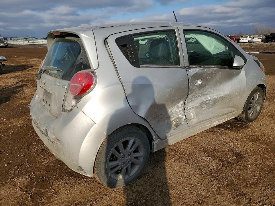 Photo 3 from auction – 2016 CHEVROLET SPARK EV with VIN KL8CL6S06GC645340