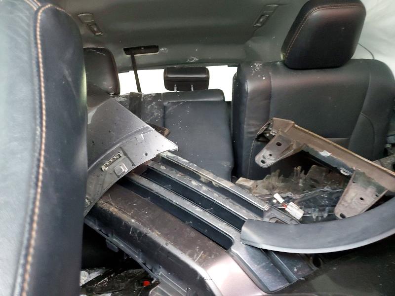 Photo 10 from auction – 2018 TOYOTA HIGHLANDER with VIN 5TDDZRFHXJS915168